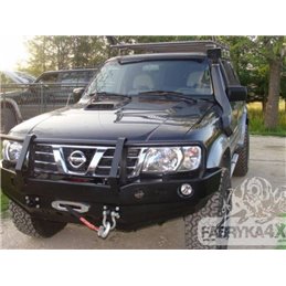 Nárazník Nissan Patrol Y61 1998-2004 predný - s rámom