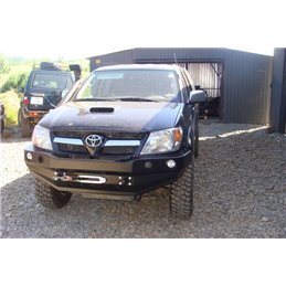 Nárazník Toyota Hilux 05-11 predný - bez rámu