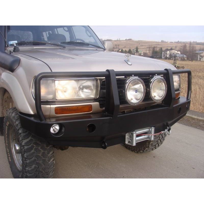 Nárazník Toyota Land Cruiser HDJ 80 predný - s rámom