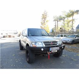 Bumper Mitsubishi Pajero III 99-06 front - without bullbar