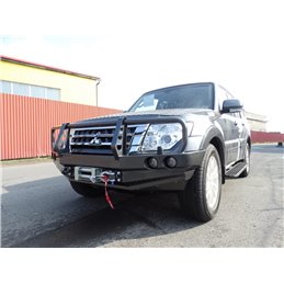 Nárazník Mitsubishi Pajero IV 06-15 predný - s rámom