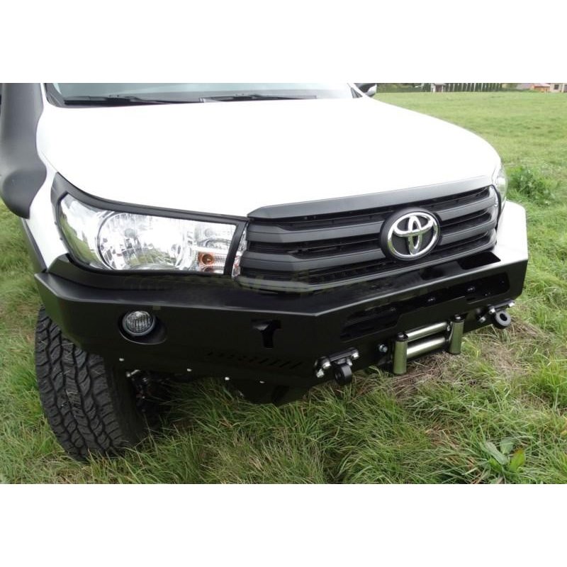 Nárazník Toyota Hilux REVO od 05. 2015  predný - bez rámu