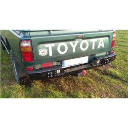 Nárazník Toyota Hilux VI 1997-2005 zadný